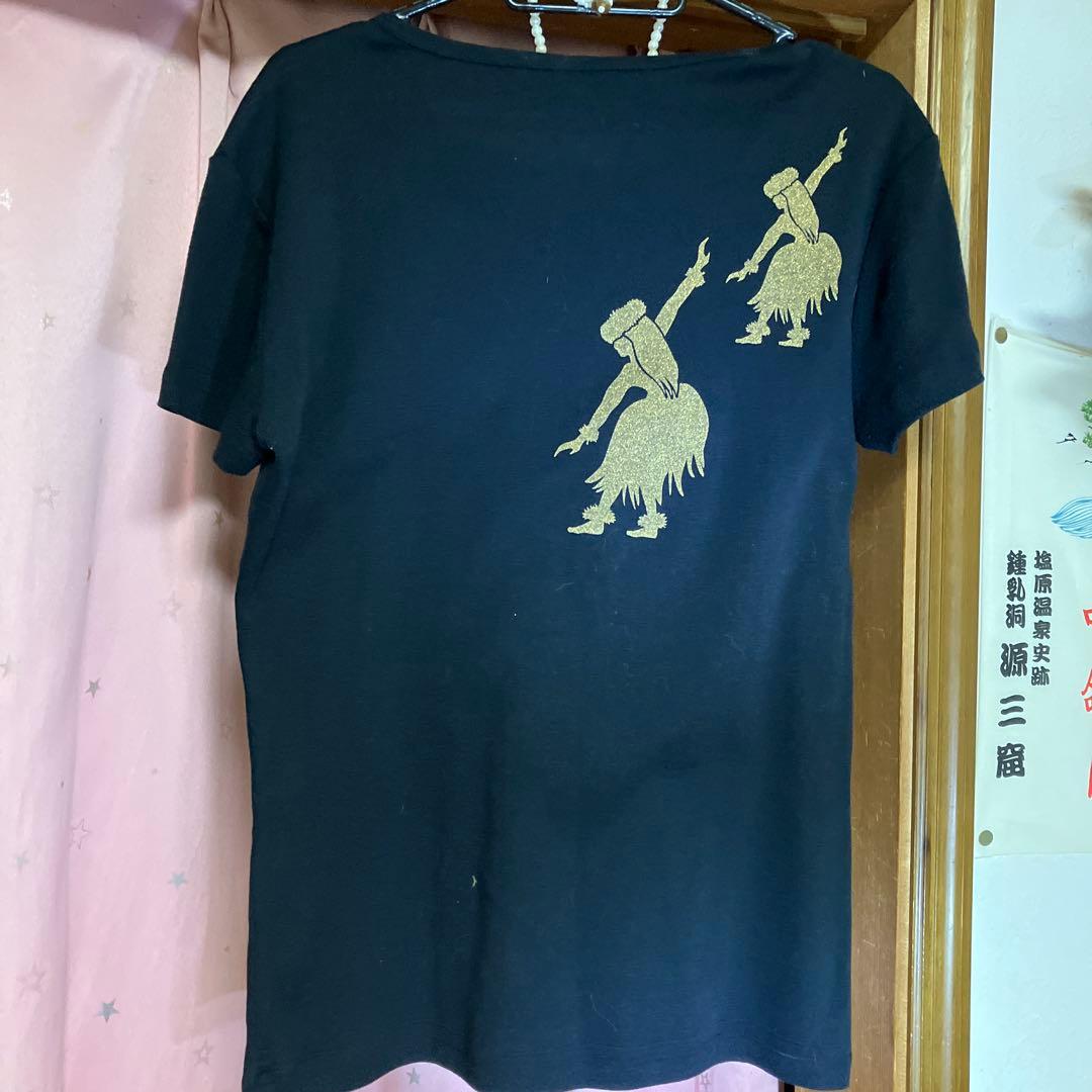 フラダンスパウ黒とTシャツと金の花柄　ネックレスと、髪飾りセット