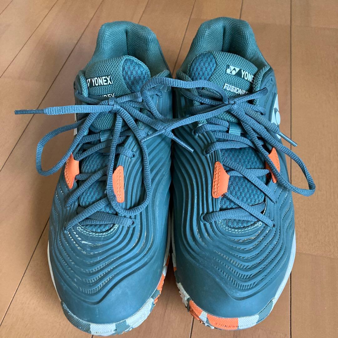 【美品】ヨネックス　テニスさシューズ　27.5センチ