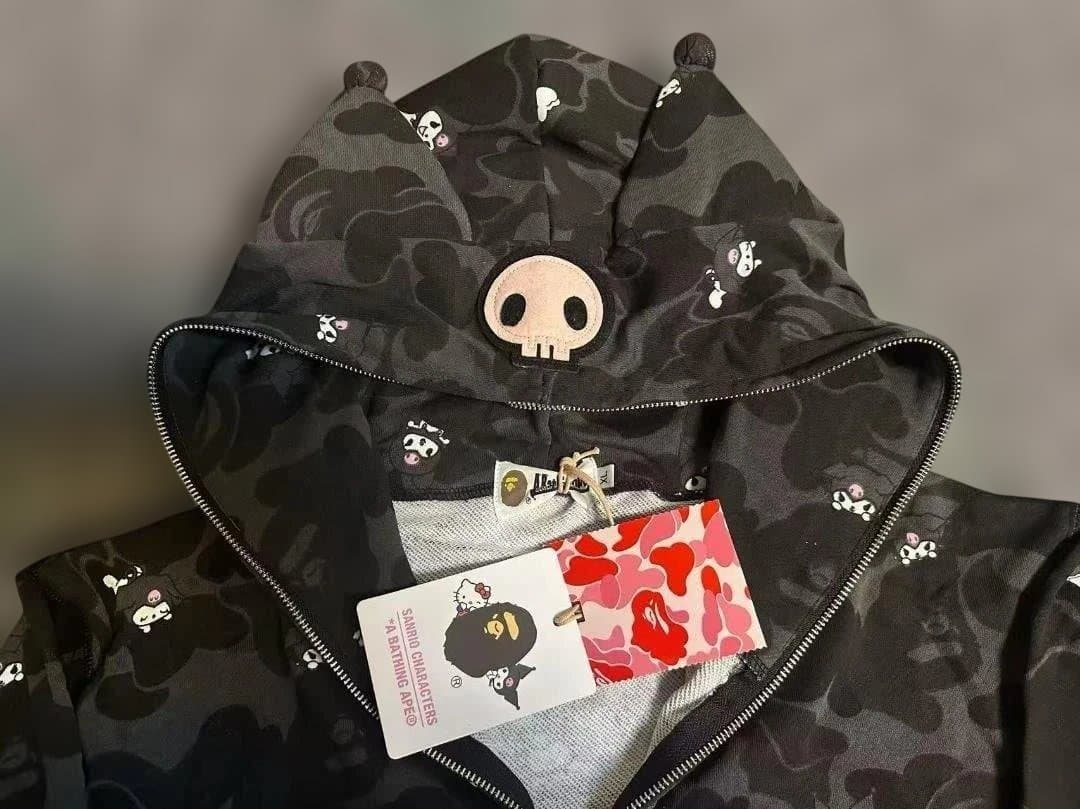 ✨サンリオクロミ KUROMI ZIP HOODIE XLサイズ✨
