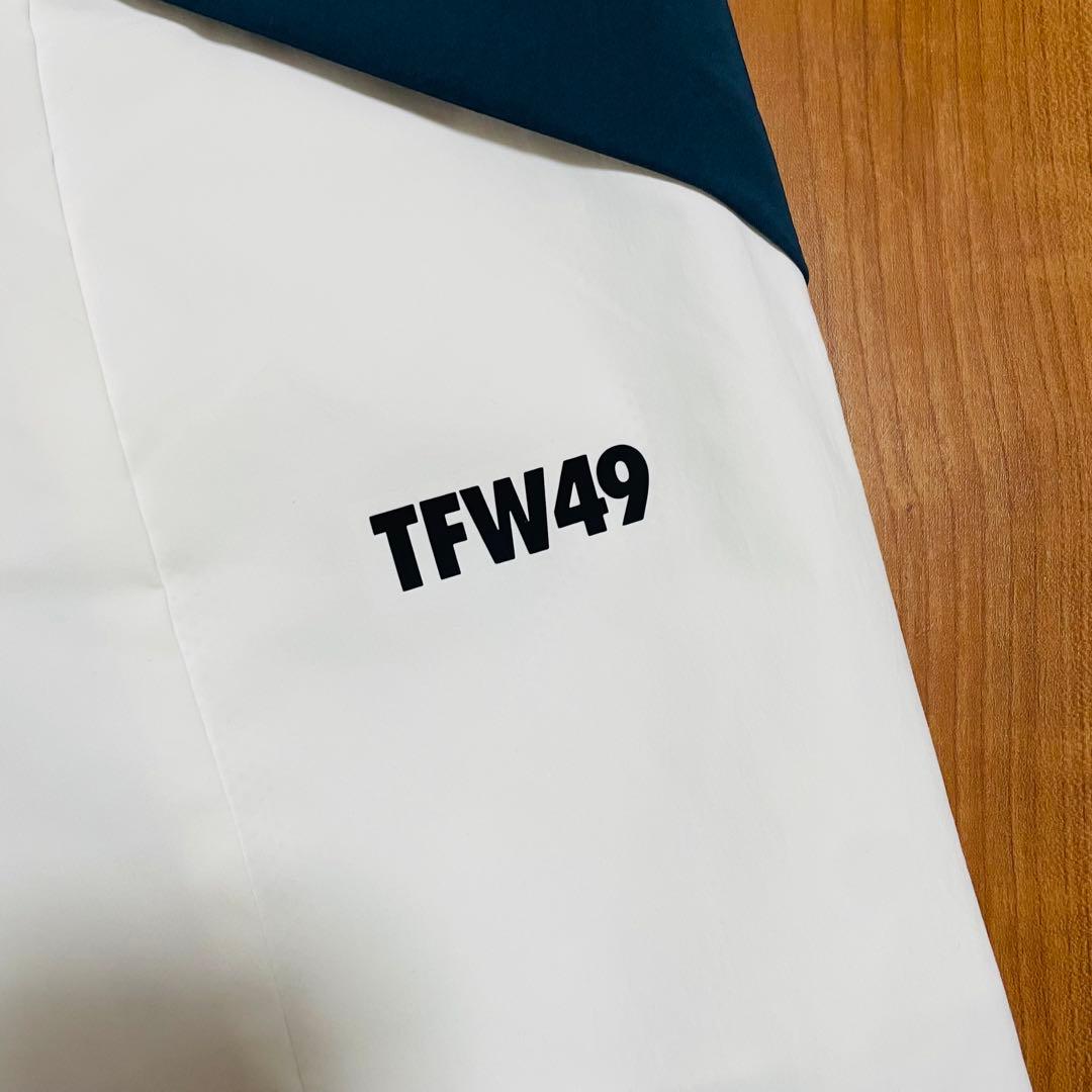 2025モデル　定価3.5万　新品　TFW49 ショートパンツ　L ホワイト