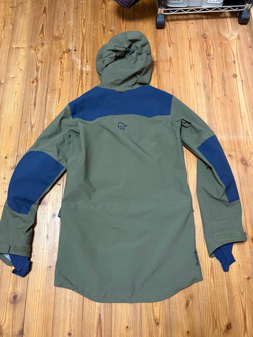 ノローナ　タモックNorrona Tamok Gore-Tex Pro Sサイズ