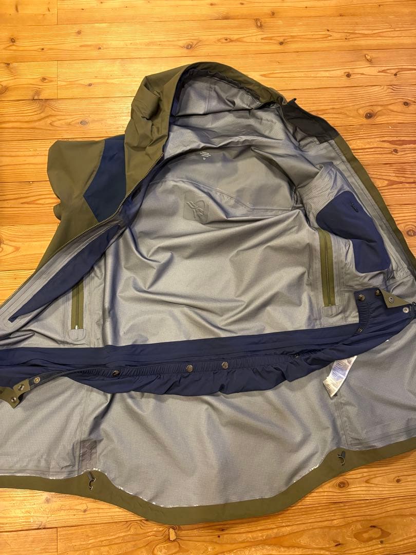 ノローナ　タモックNorrona Tamok Gore-Tex Pro Sサイズ