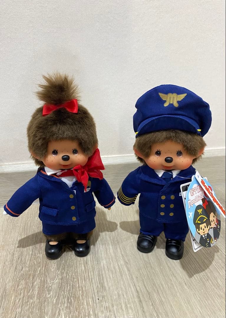 新千歳空港限定モンチッチセット(機長モンチッチくんとCAモンチッチちゃん)