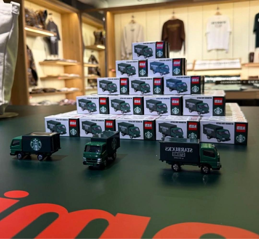 ミニカー STARBUCKS STAND by BEAMS TOMICA green