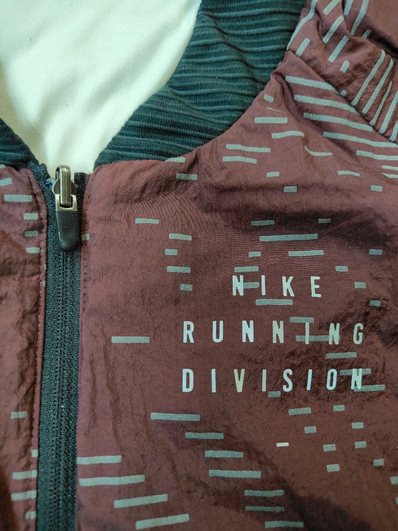 NIKERUNNINGDIVISION　ナイロンジャケット　ランニングウェア