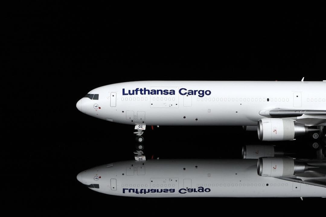 ルフトハンザカーゴ MD-11F D-ALCC 1/200