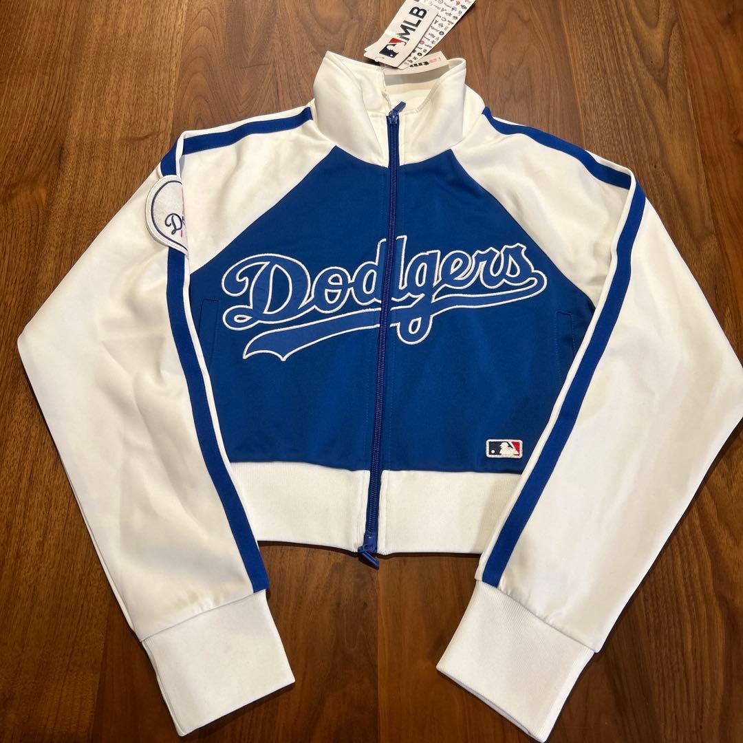新品タグ付⭐︎ MLBトラックスーツWHITE 23HO-S ドジャースatmos
