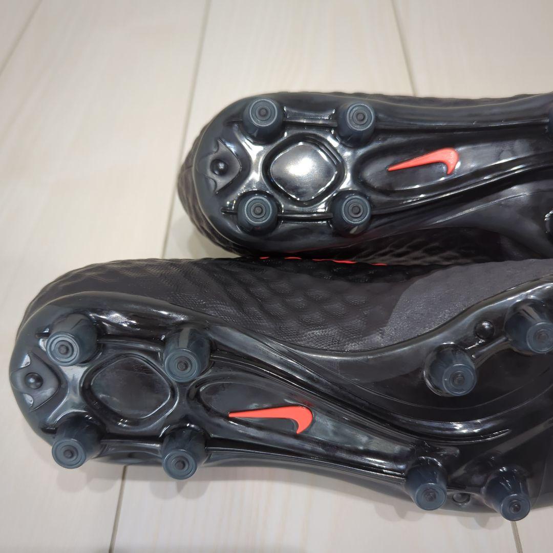 Nike サッカーシューズ ブラック/レッド