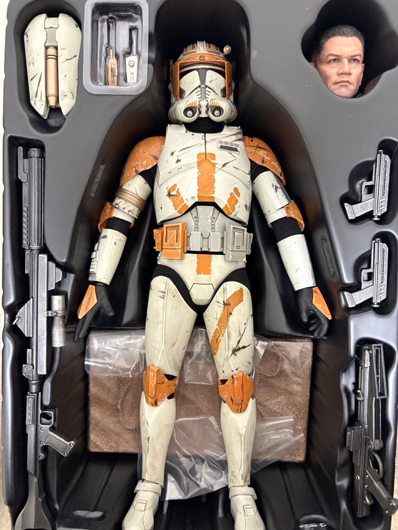 ホットトイズ コマンダーコーディ hottoys Commander Cody