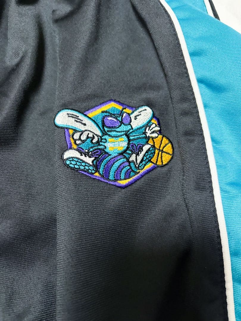 レア Orleans Hornets NBA バスケットボール スナップボタン