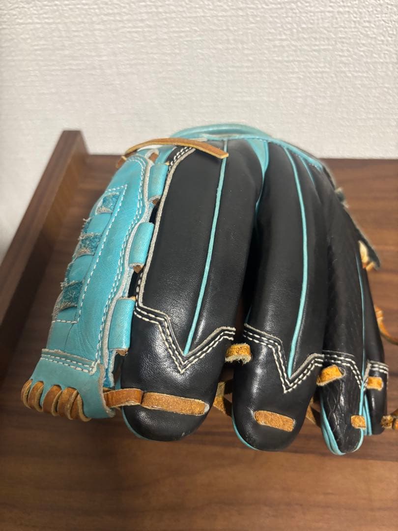 44 ブラック/ターコイズ 硬式・軟式グローブ