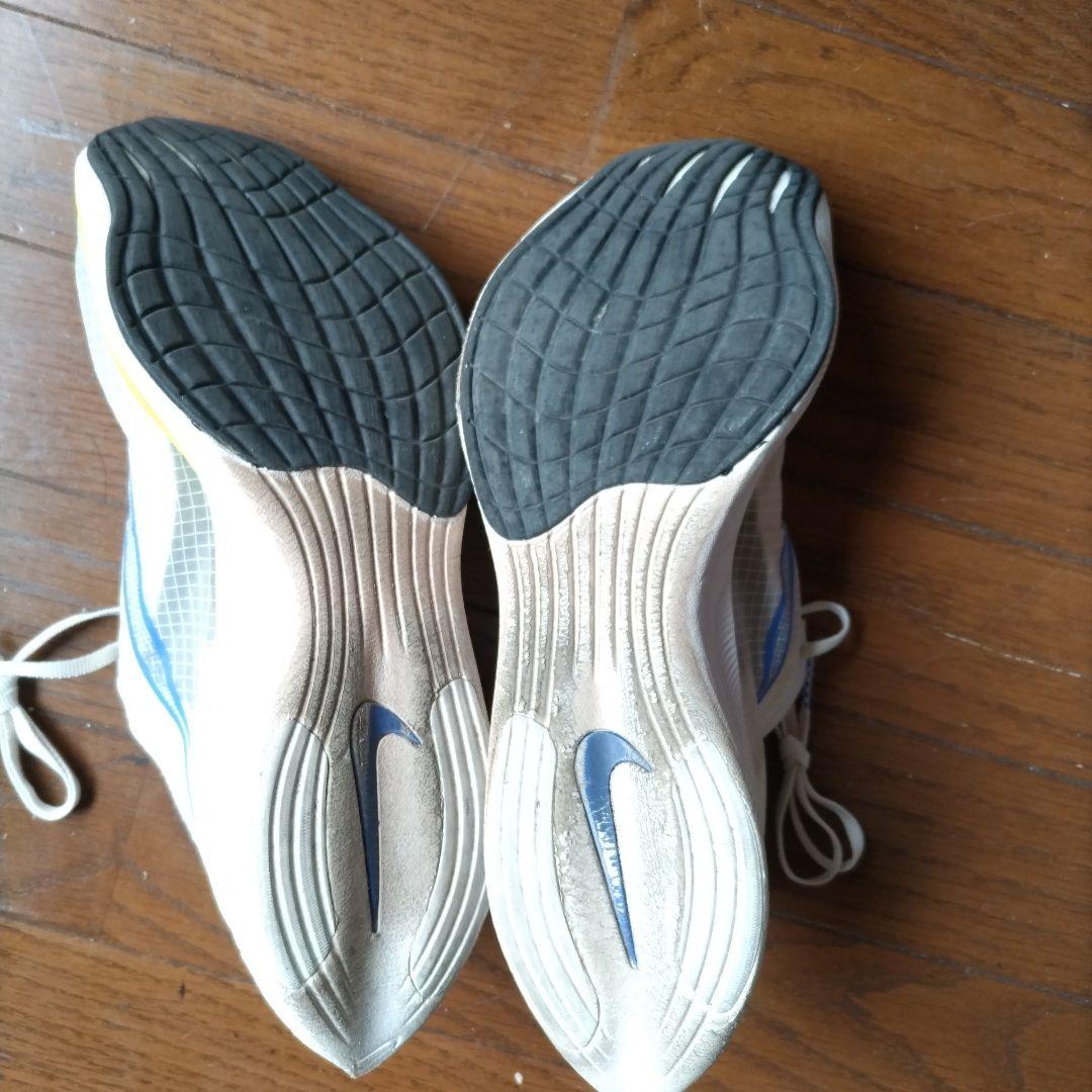 ナイキ　NIKE ヴェイパーフライネクスト% 26.5cm