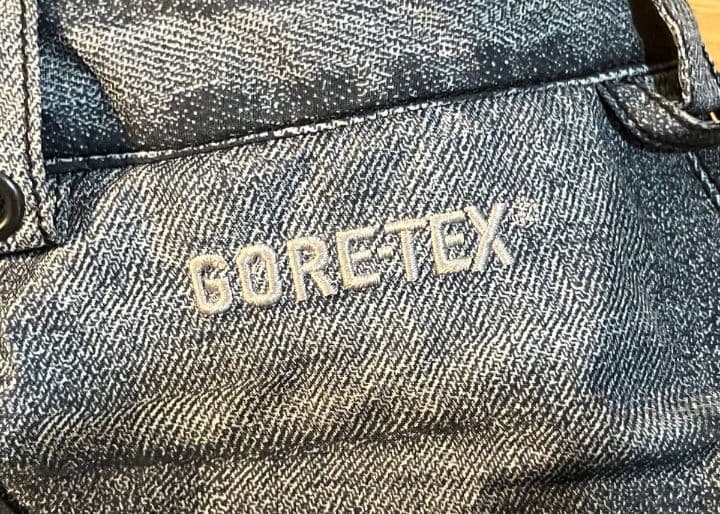 GORE-TEX女性用S BURTONスノーボードパンツゴアテックス バートン
