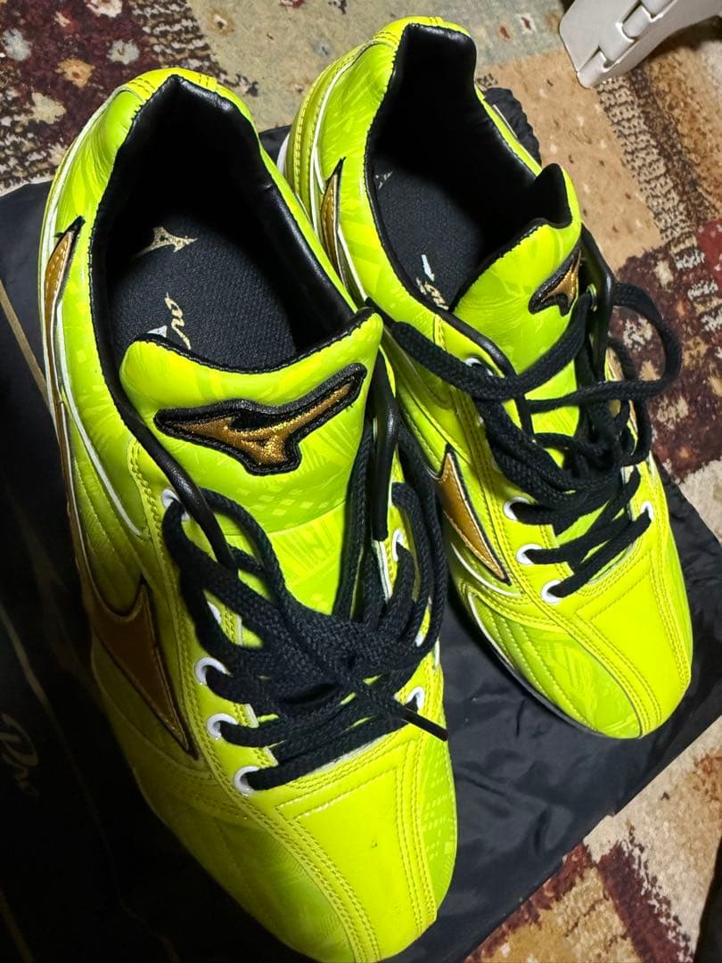 Mizuno Pro 蛍光イエロースパイク　オールスターモデル