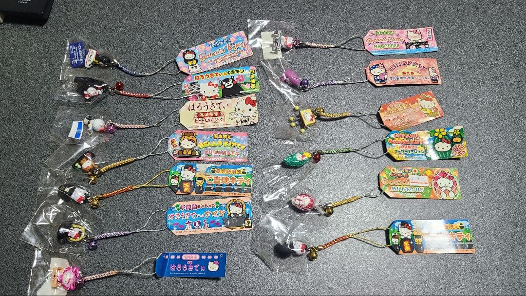 新品未開封★関東、関西、東北エリア★ご当地キティ★ストラップまとめ売り43点