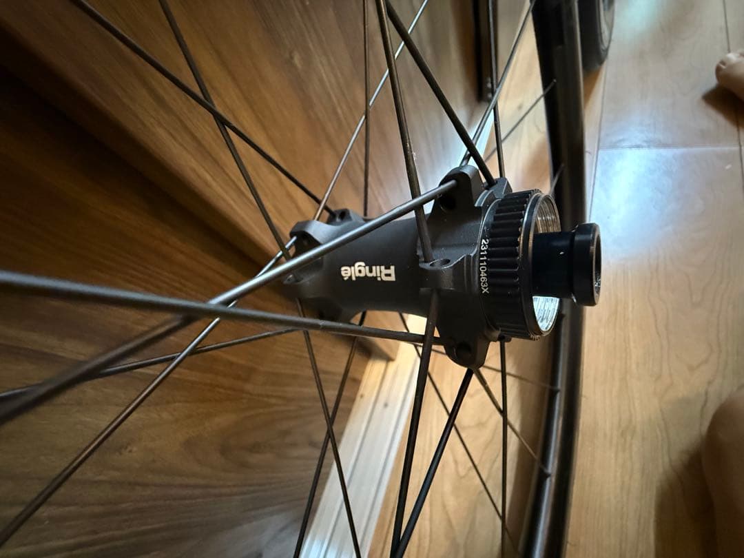 REYNOLDS カーボンホイール　AR41 DB シマノフリー 新車外し