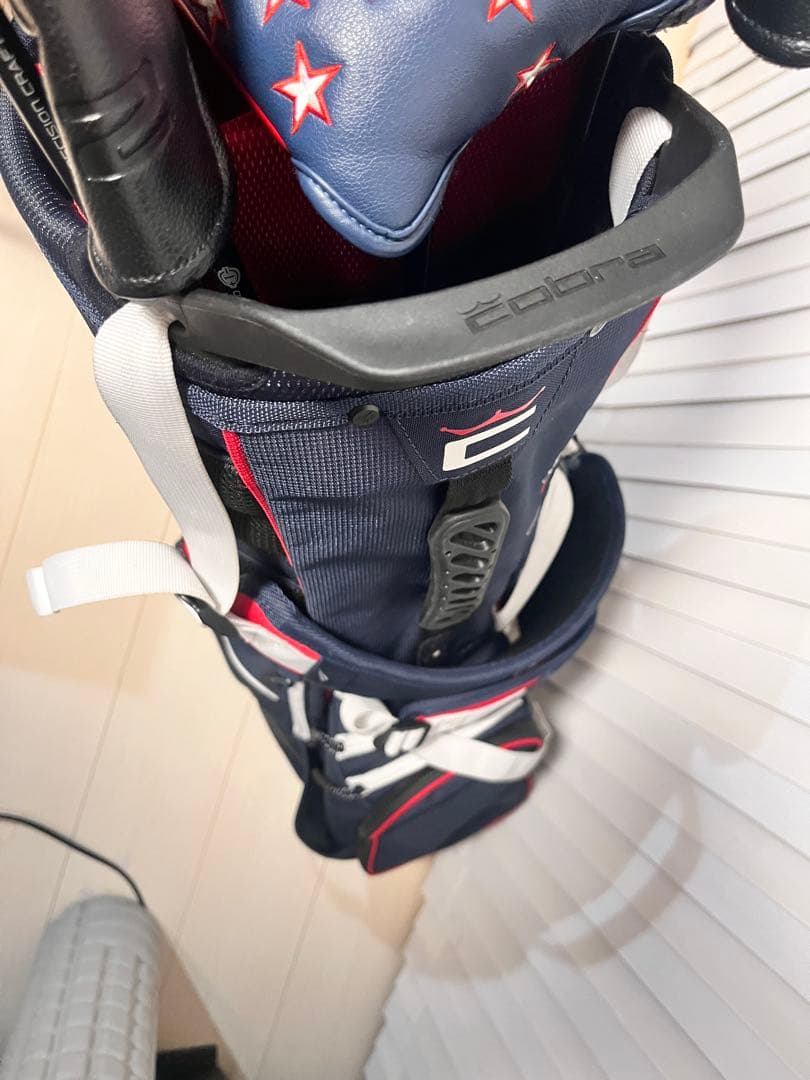 Cobra Ultralight Pro キャディバッグ