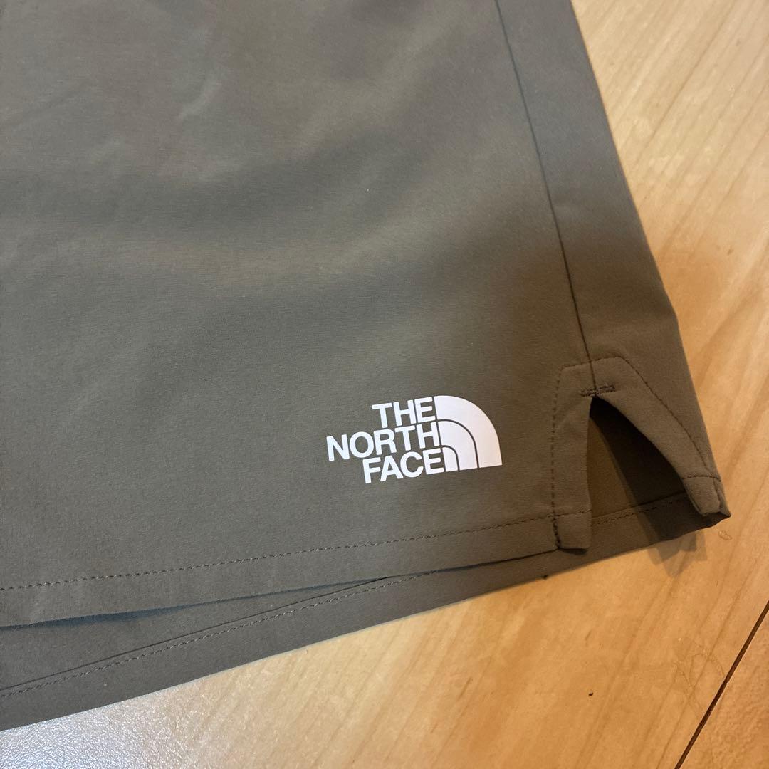 y。THE NORTH FACE ベージュショートパンツ