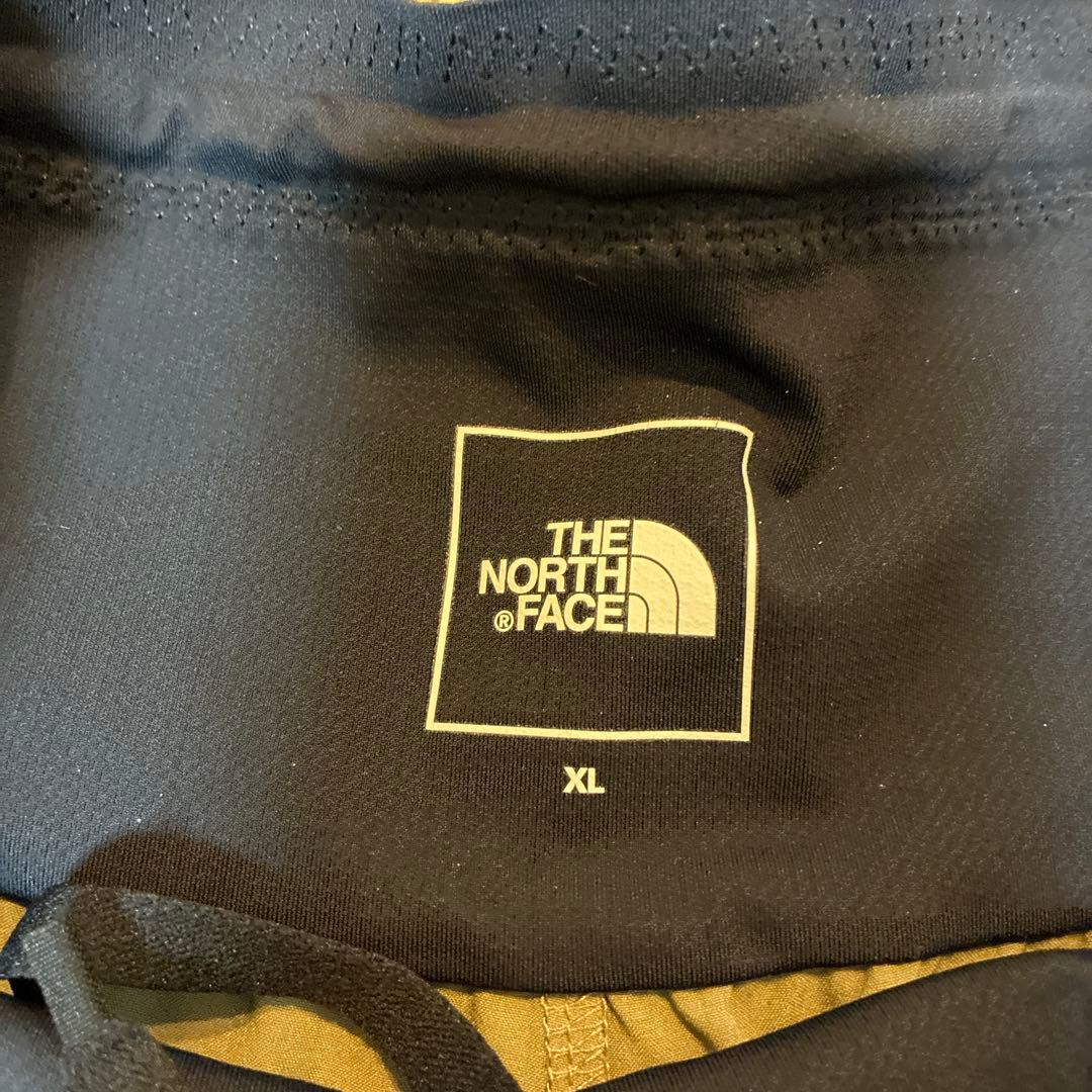 y。THE NORTH FACE ベージュショートパンツ