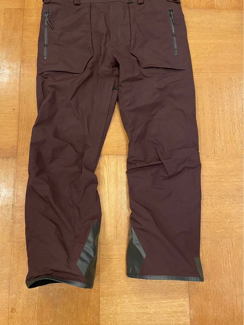 着用一回訳あり VOLCOM GORE-TEX ビブパンツ XL