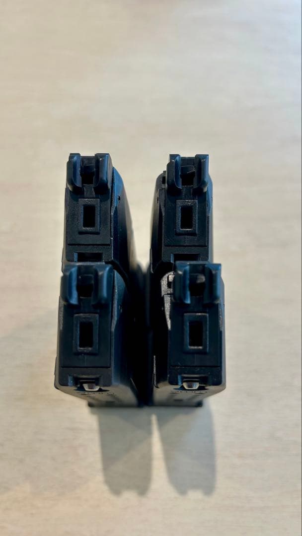 東京マルイ　ガスブロ　グロック19 マガジン　バンパー付き