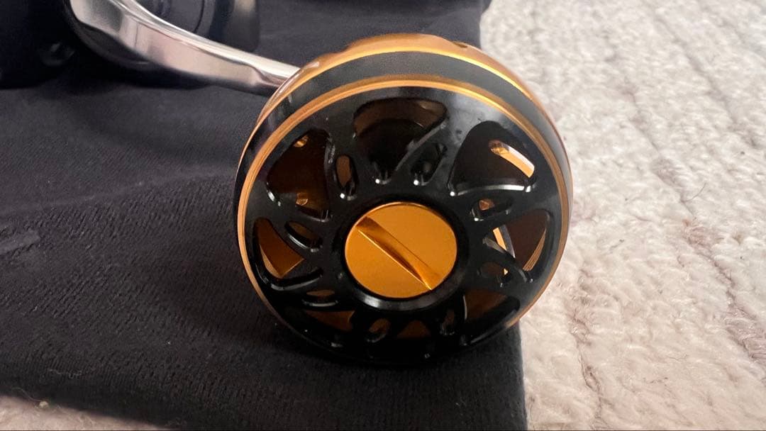 DAIWA 24CERTATE LT4000-CXH 美品