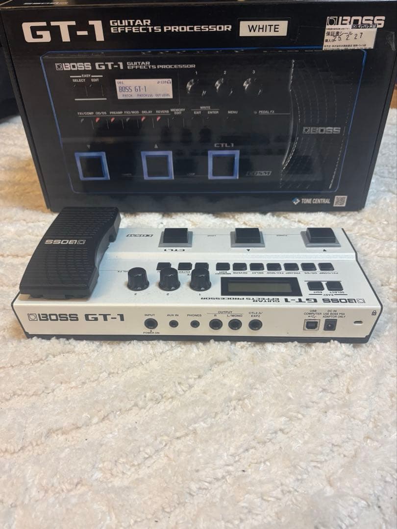 BOSS GT-1 【限定色】 ホワイト