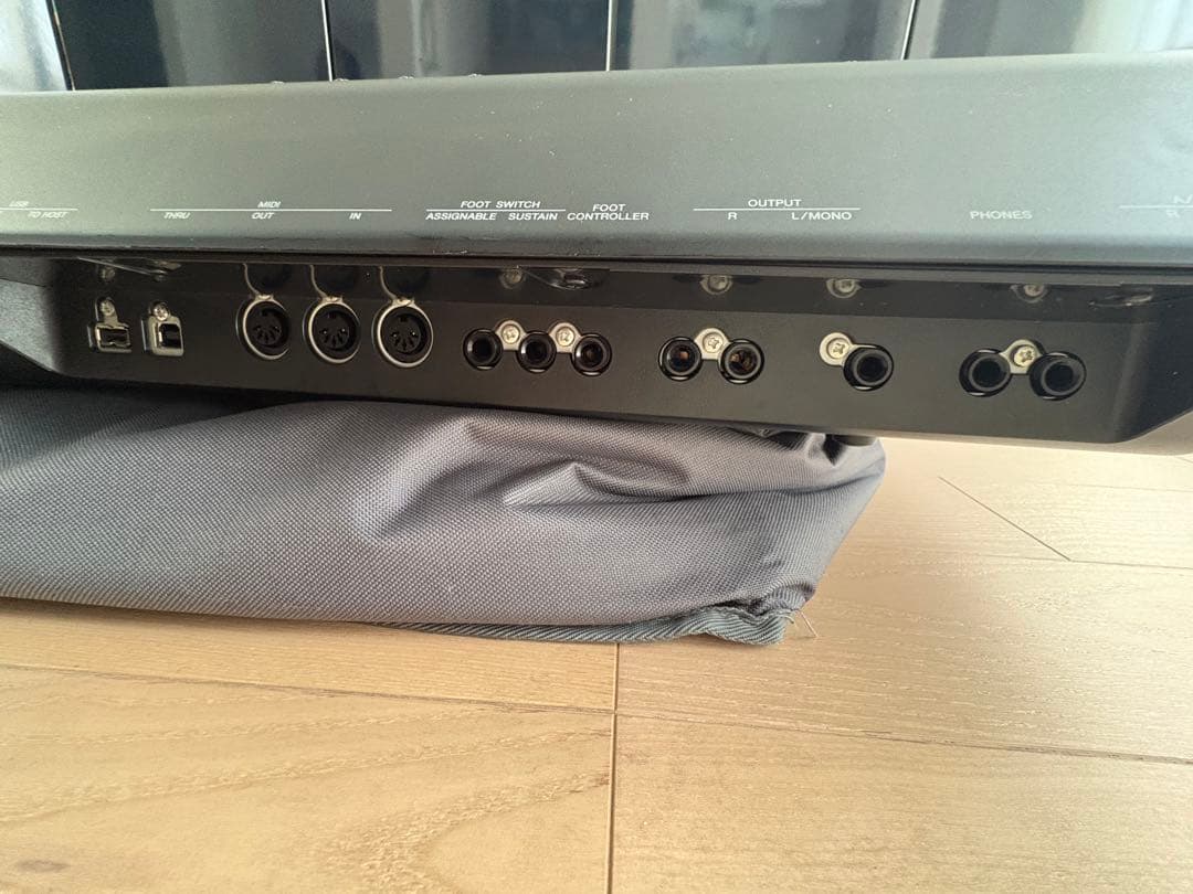 YAMAHA MOXF6 生産完了品 追加1GBモジュール（FL1024M）付き