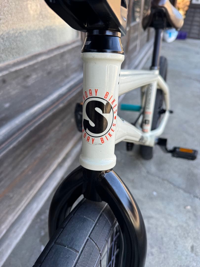 BMX SUNDAY SOUNDWAVE 21”