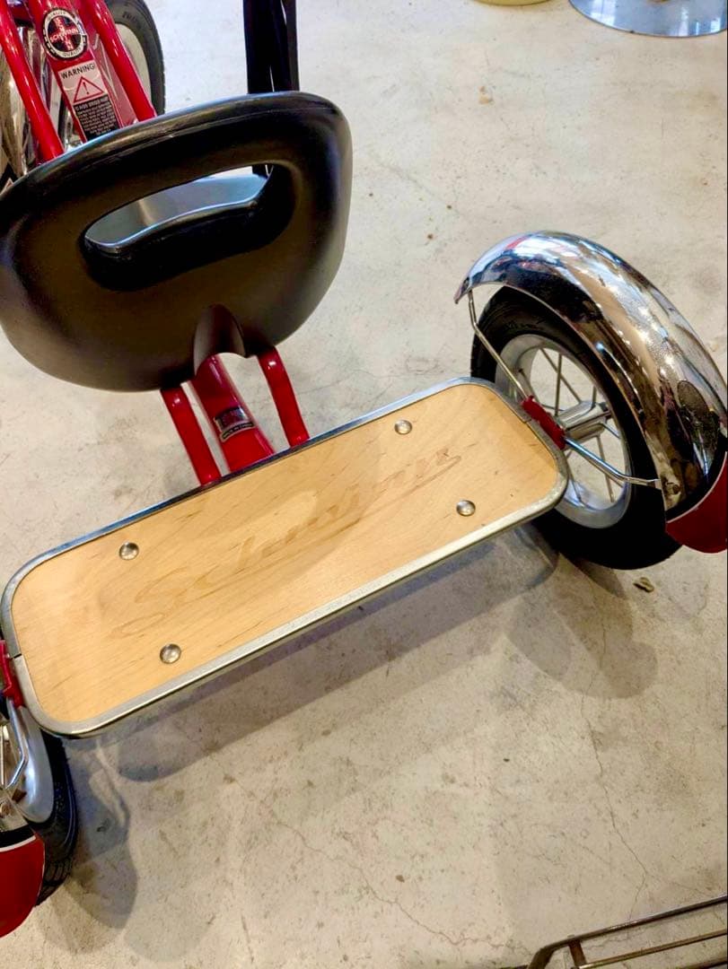 シュウィン ロードスター 12インチ 三輪車 Schwinn Roadster