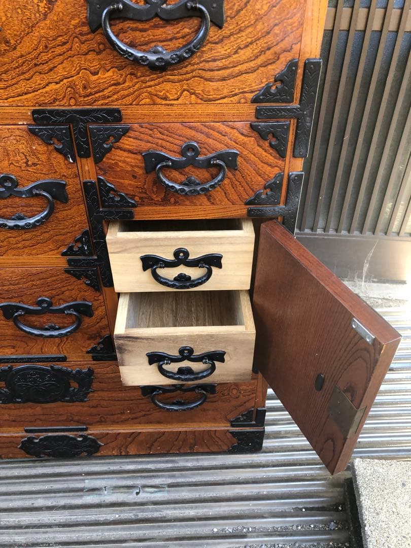 伝統工芸 岩谷堂箪笥 南部鉄器金具 うるし塗装 整理タンス 時代箪笥 チェスト