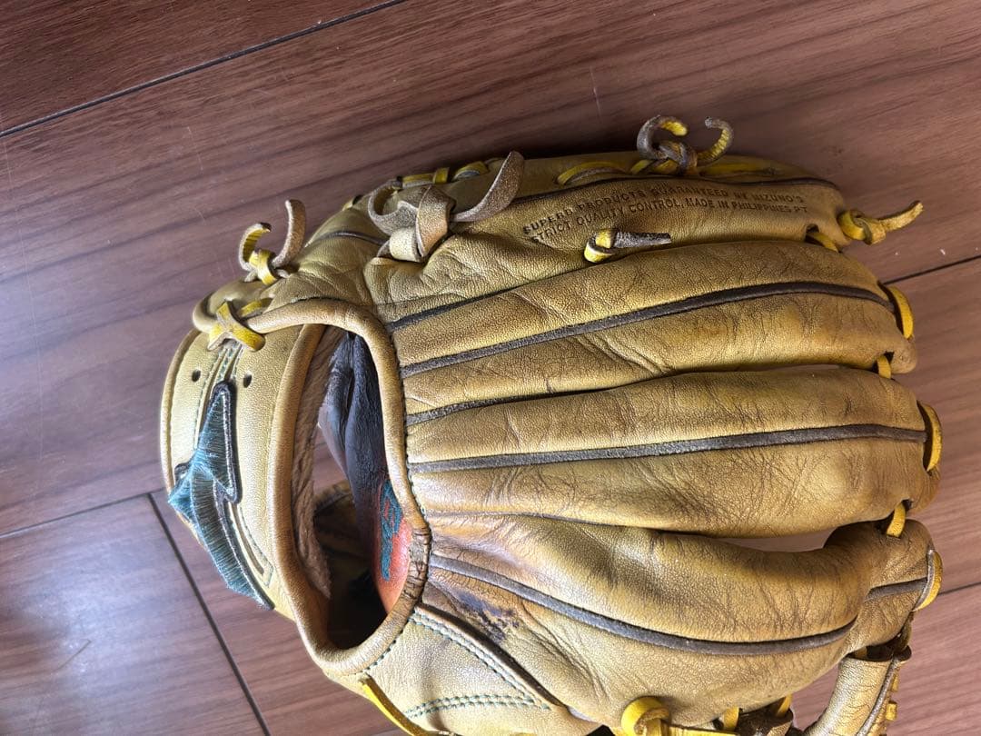 【即戦力】　限定品　Global Elite 少年軟式グローブ イエロー
