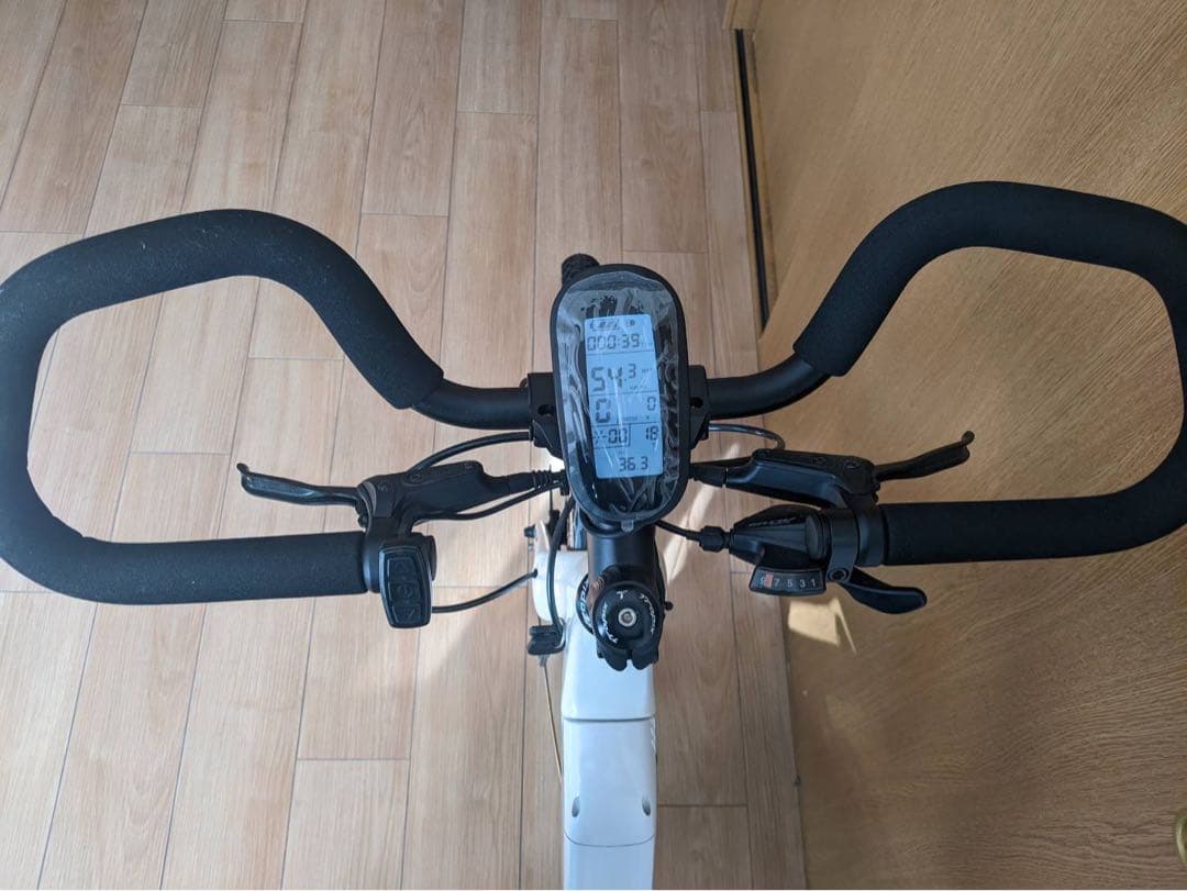 電動アシスト自転車 ホワイト 26インチ