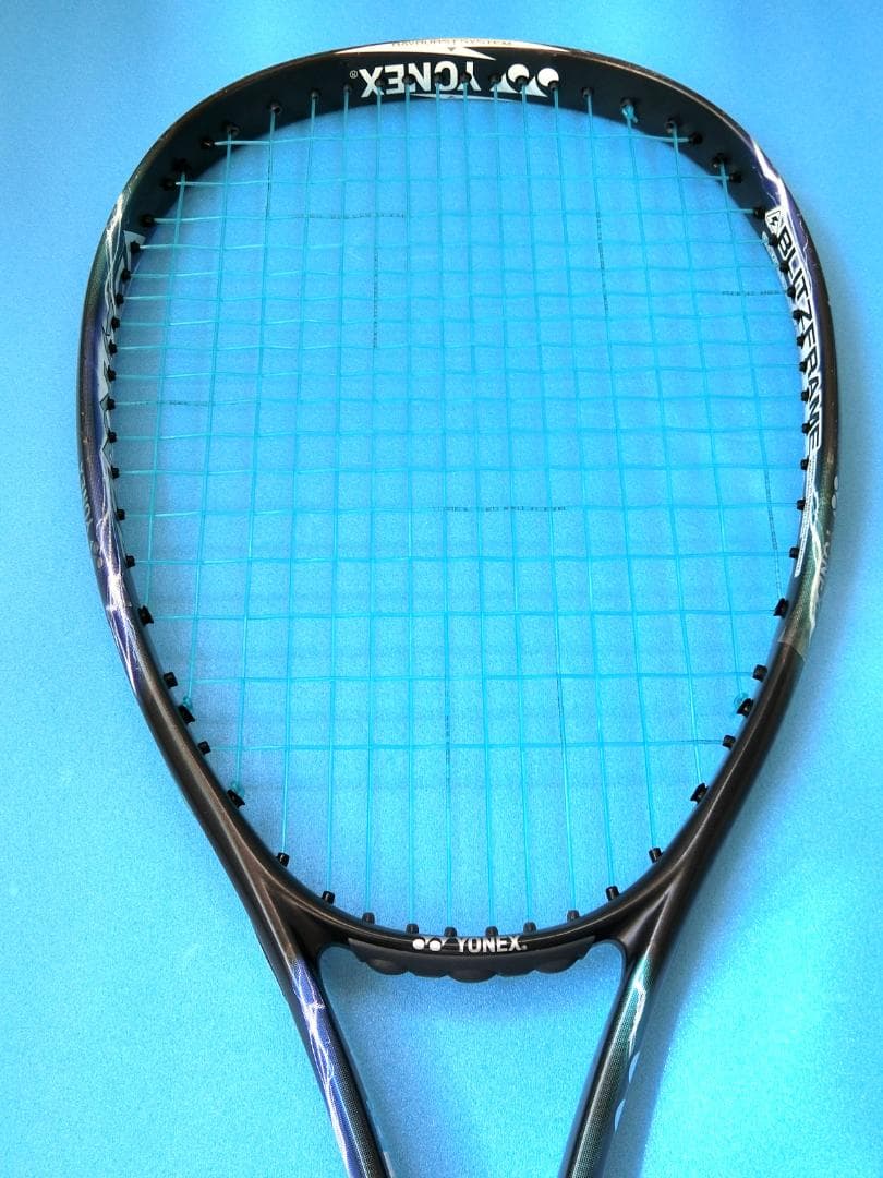 【美品】 ヨネックス ボルトレイジ　5V（サイバーナチュラル・スラッシュ）