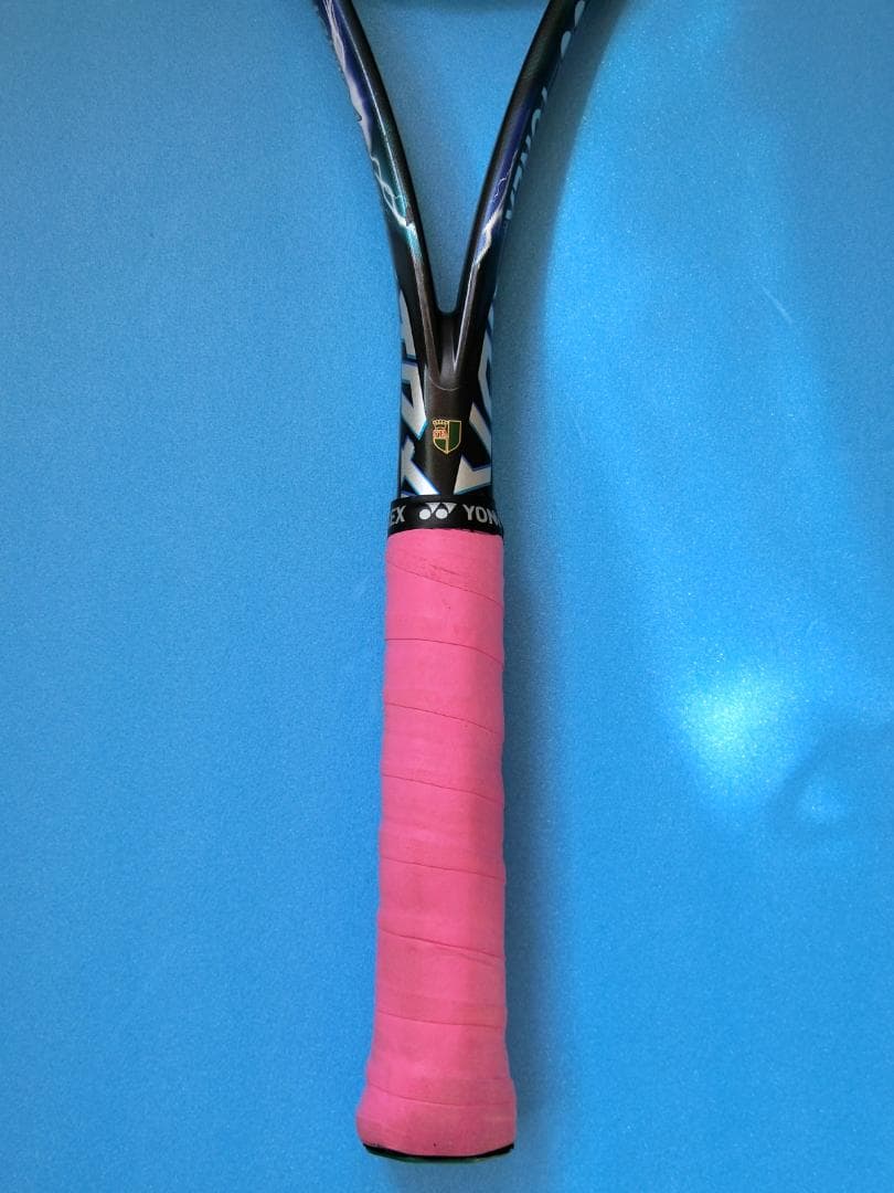 【美品】 ヨネックス ボルトレイジ　5V（サイバーナチュラル・スラッシュ）