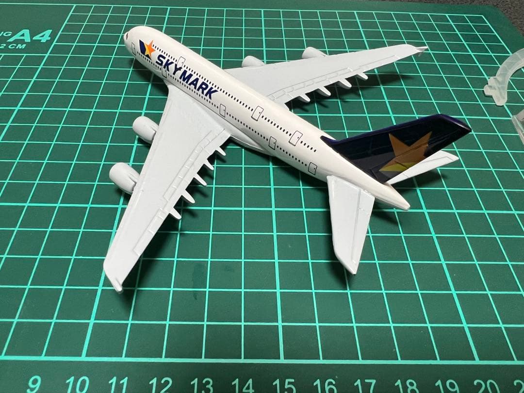 1/400 エアバス A380 スカイマーク仕様