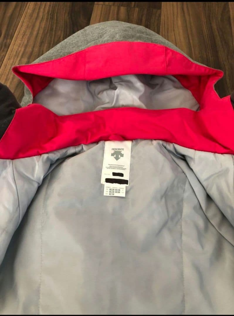 DESCENTE デサント　スキーウェア　耐水圧10000　美品　130㎝