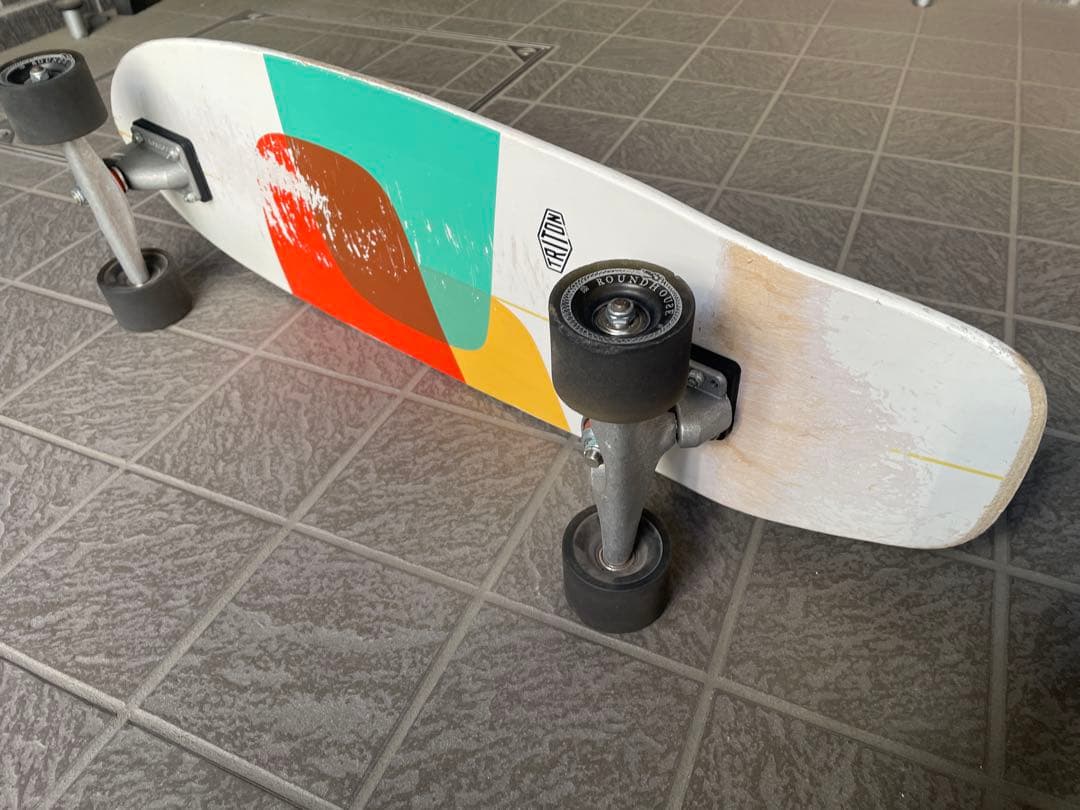 Carver TRITON 32\" PRISMAL サーフスケート