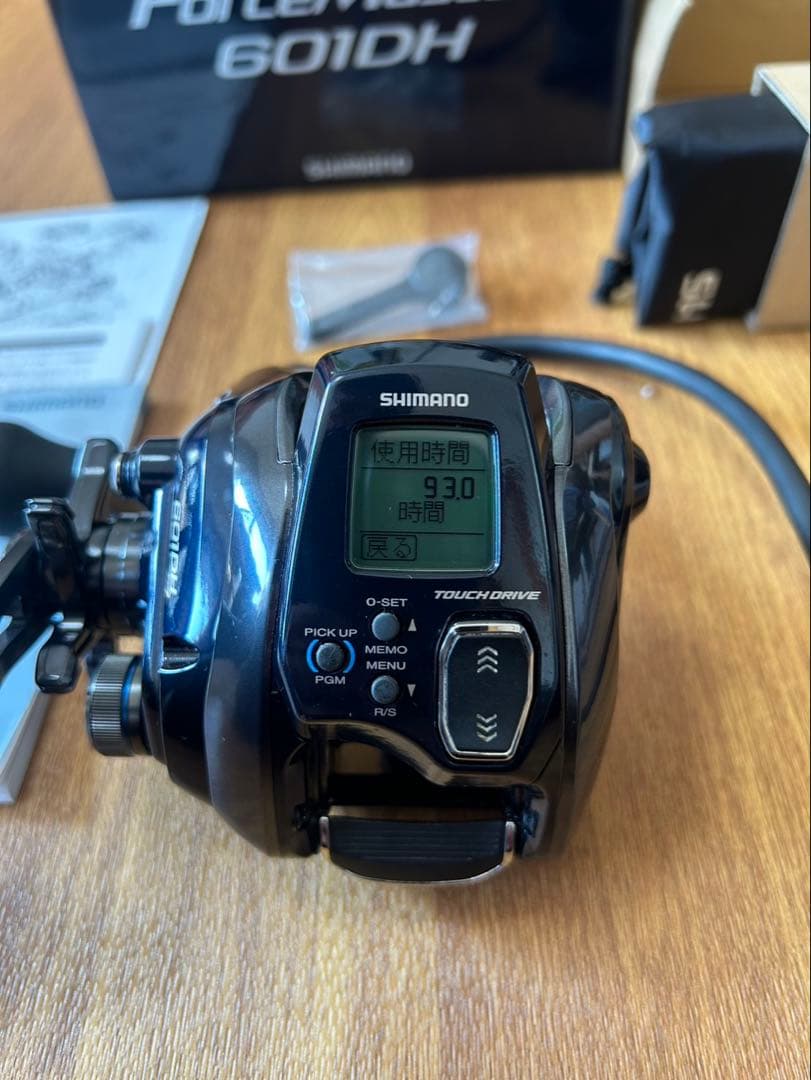シマノ 20 フォースマスター601DH 電動リール　28.4km、93時間