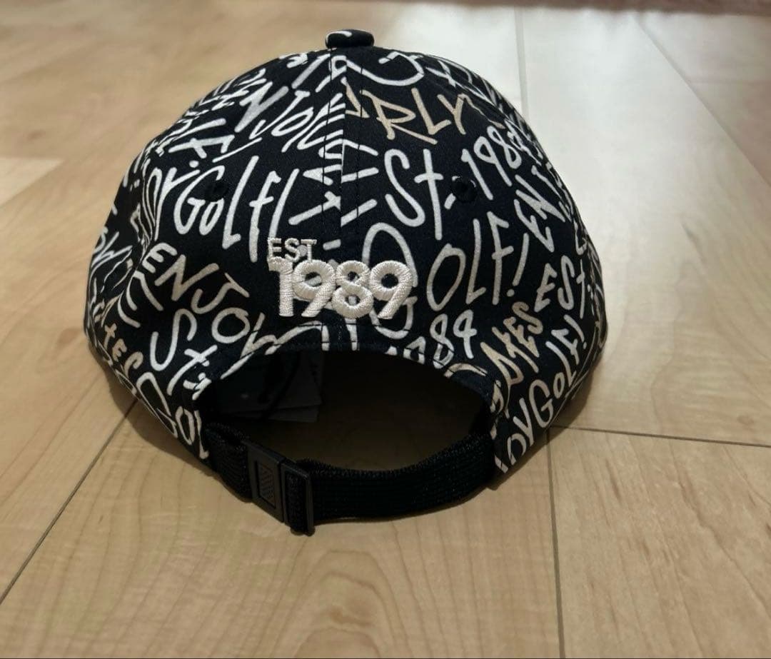 ★新品正規品 PEARLYGATES/ ストリート柄 フラットブリムキャップ