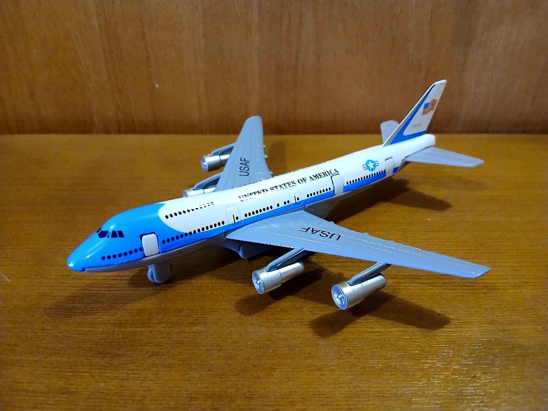エアフォースワン　ANA　全日空　飛行機　模型　2機セット　プルバック　大統領