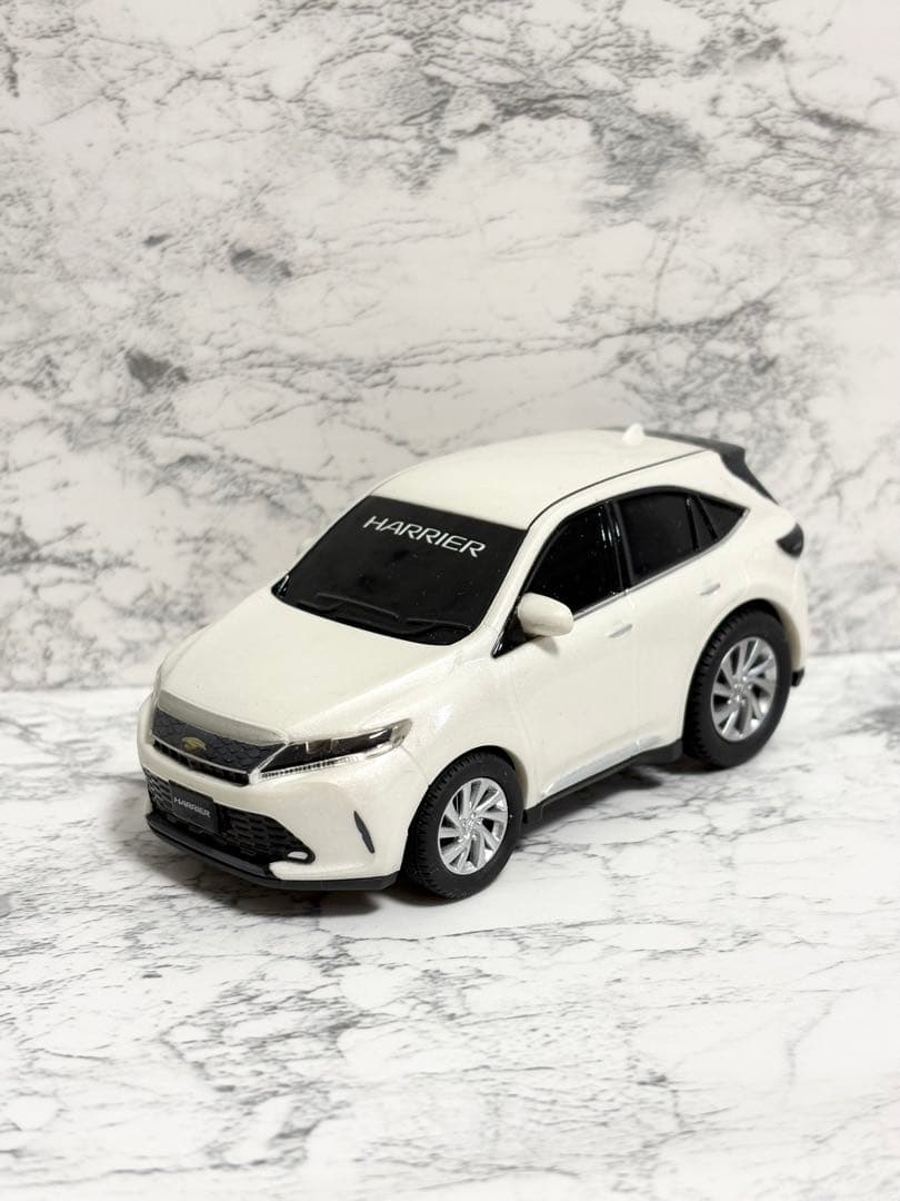 トヨタ ハリアー ミニカー プルバックカー　60系