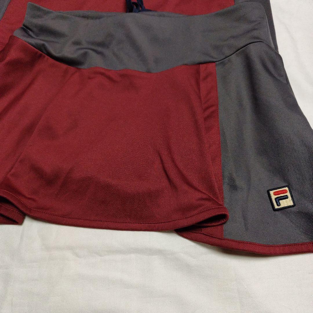FILA テニスウェア Lサイズ 赤 グレーセットアップてす。