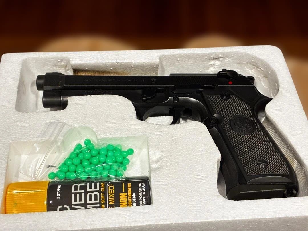 MGC製 固定スライドガスガン　 ベレッタM92F スーパーリアルヘビーウエイト