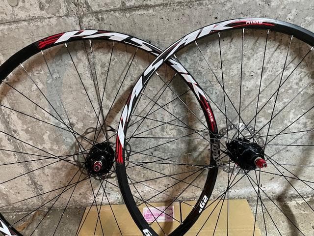 に*く様 700ｃ　クイック仕様　 ディスクブレーキ対応　クリンチャーホイール