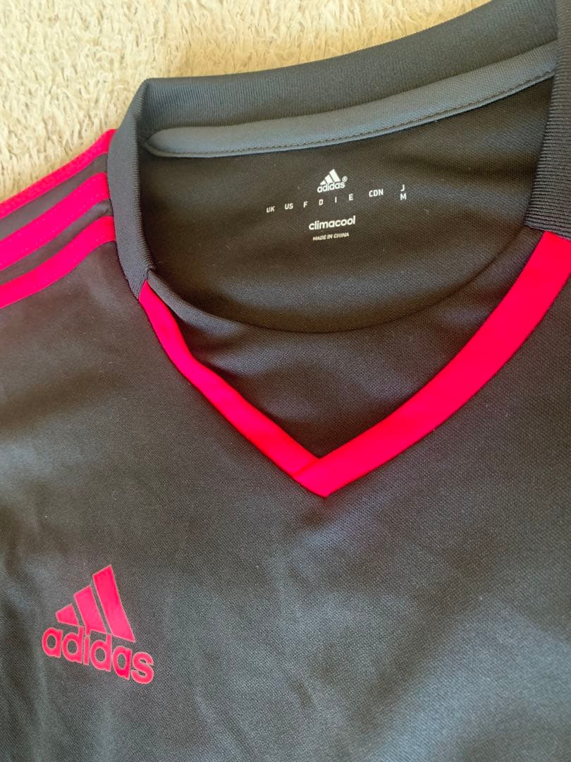 adidas ゴールキーパーウェアとグローブのセット