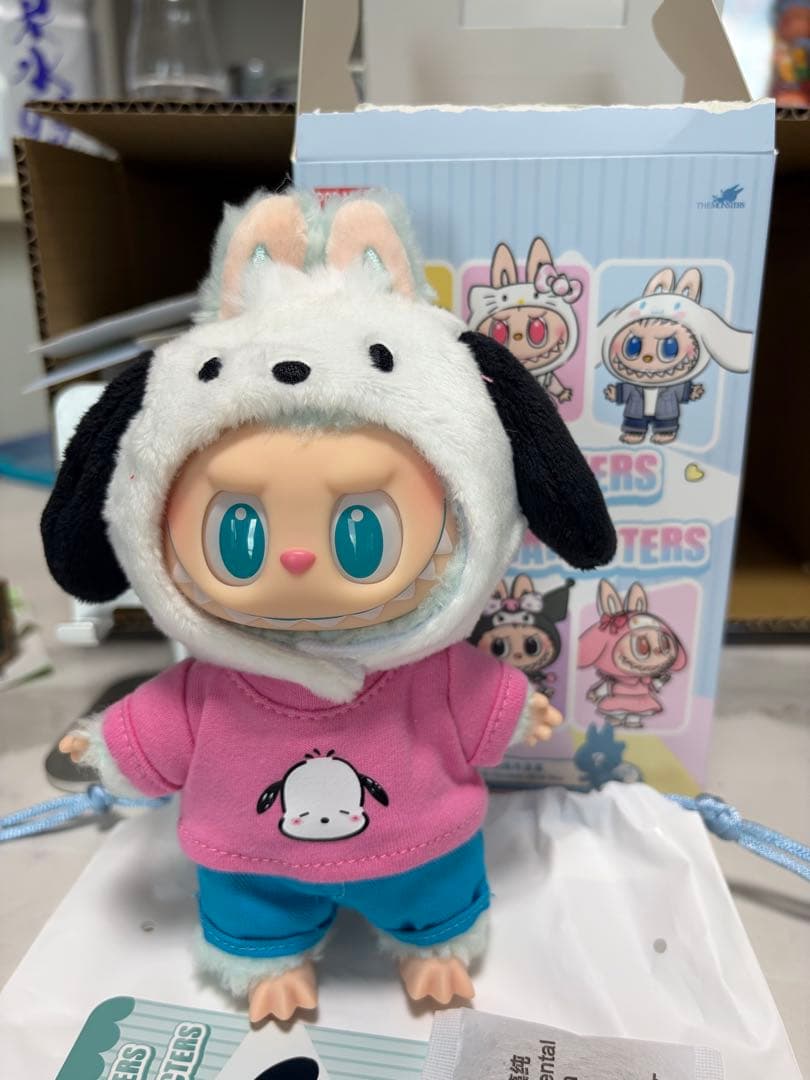 POP MART LABUBU THE MONSTERS サンリオ