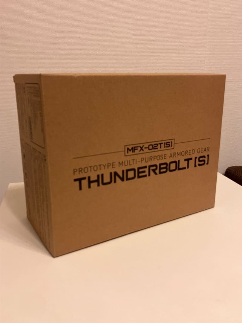 HARDCORE MECHA THUNDERBOLT [S] 合金可動フィギュア