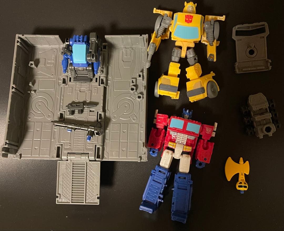 トランスフォーマー レガシー オプティマスプライム＆バンブルビー　コアクラス