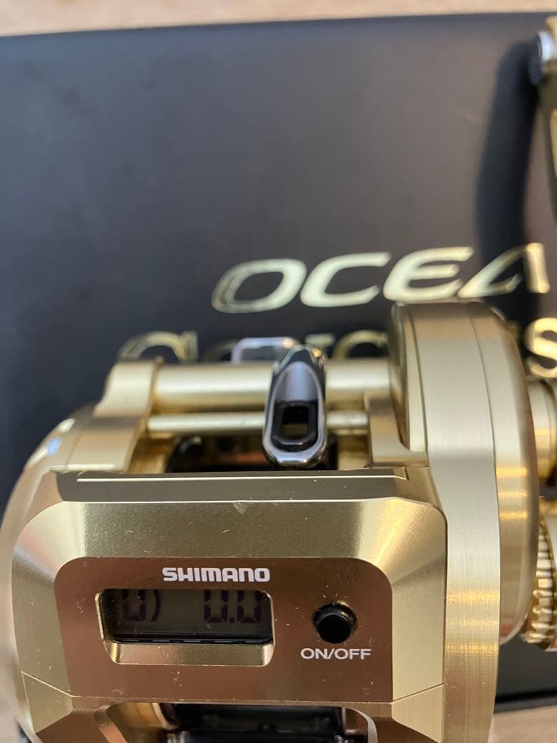 R0_シマノ ベイトリール18 オシアコンクエストCT300HG右